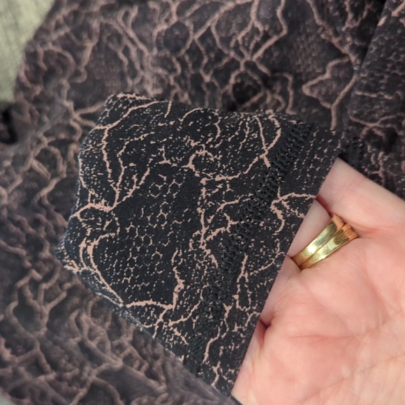 Lululemon Hooded Define Jacket *Nulu Lacescape Spanish Rose Black - Picture 9 of 11